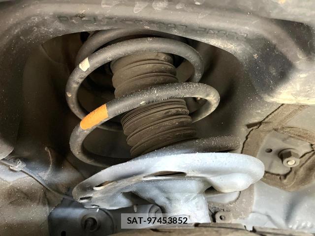 Toyota ALPHARD 2021-06 8551910-19