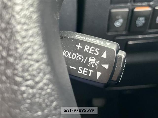 Toyota ALPHARD 2022-10 8552588-12