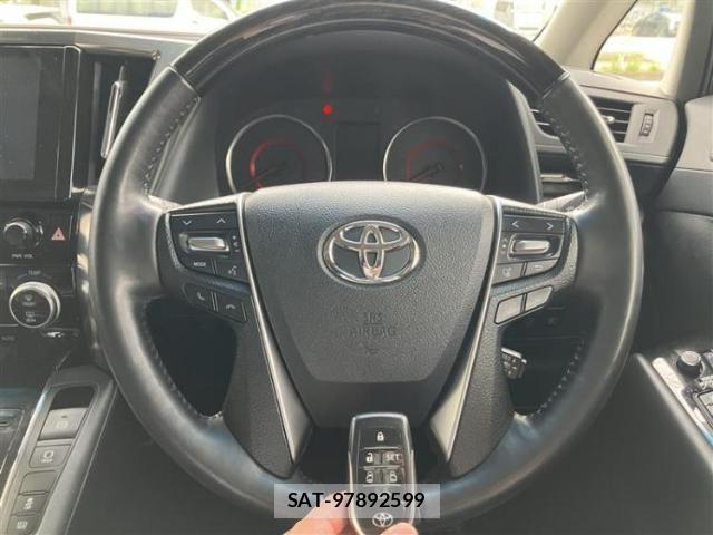 Toyota ALPHARD 2022-10 8552588-17