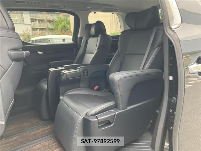 Toyota ALPHARD 2022-10 8552588-6