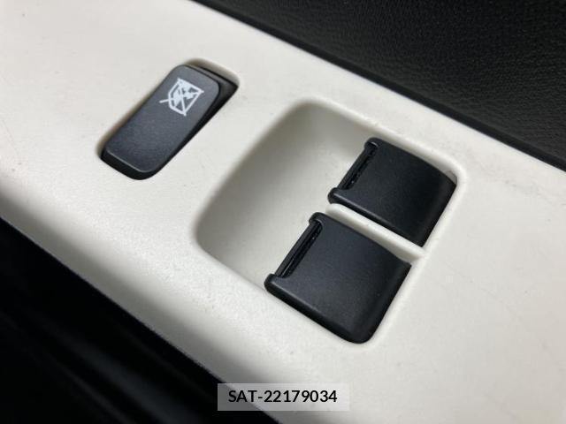 Suzuki ALTO 2018-02 8550611-15