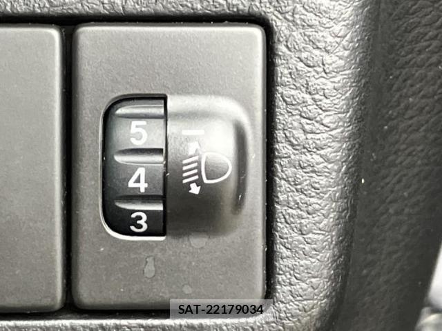 Suzuki ALTO 2018-02 8550611-17