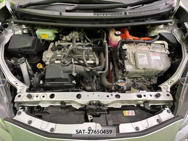 Toyota AQUA 2017-10 8545461-17