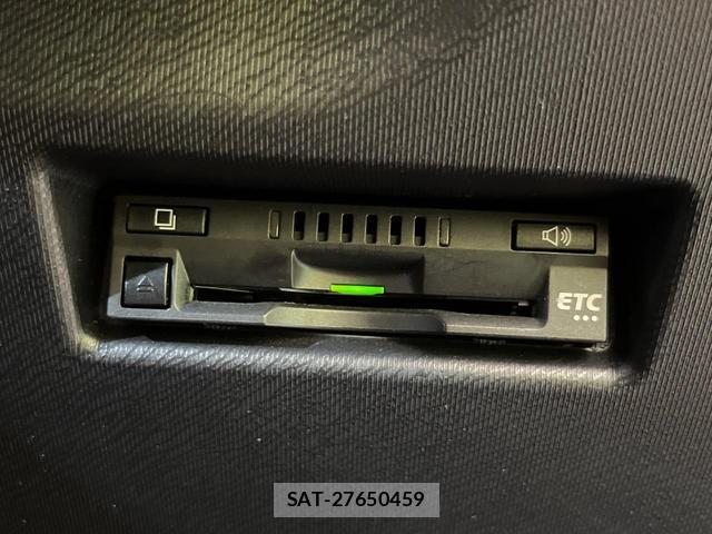 Toyota AQUA 2017-10 8545461-6