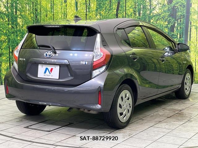 Toyota AQUA 2017-09 8545468-16