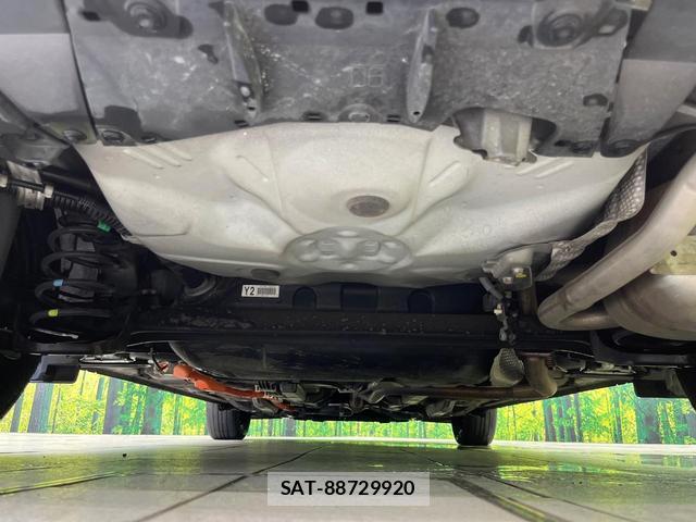 Toyota AQUA 2017-09 8545468-18