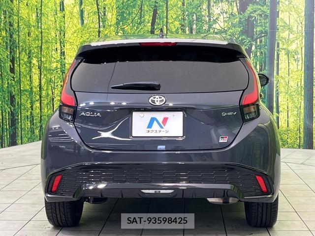 Toyota AQUA 2024-08 8545481-14
