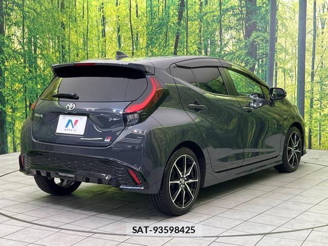 Toyota AQUA 2024-08 8545481-16