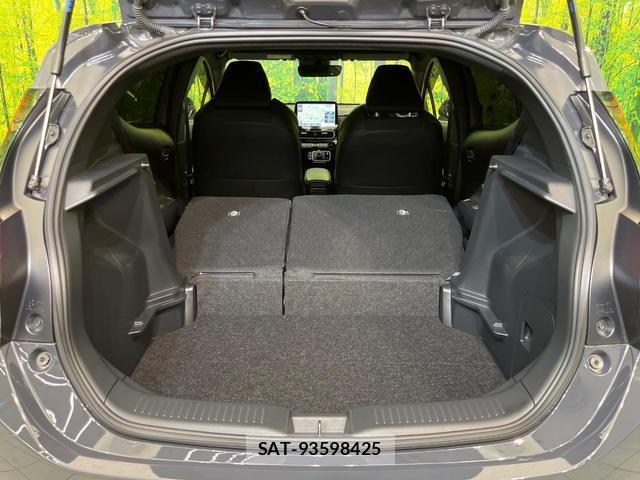 Toyota AQUA 2024-08 8545481-9