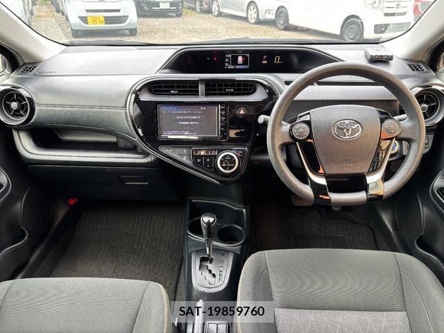 Toyota AQUA 2020-03 8545559-2