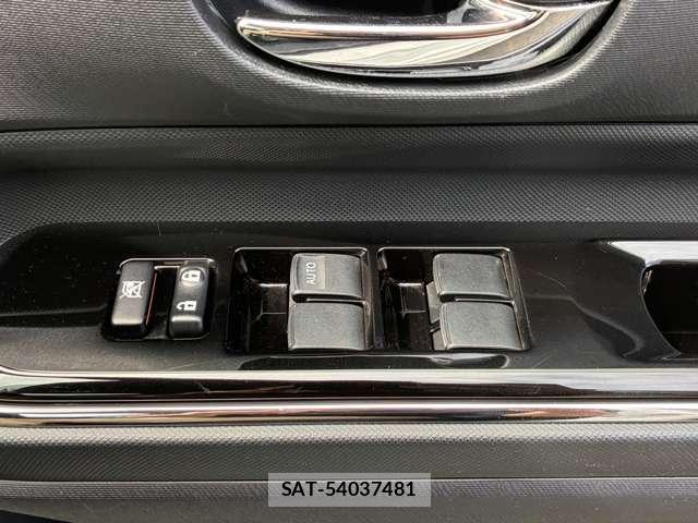 Toyota AQUA 2014-06 8545607-10