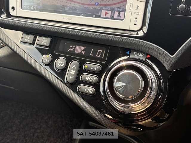 Toyota AQUA 2014-06 8545607-8