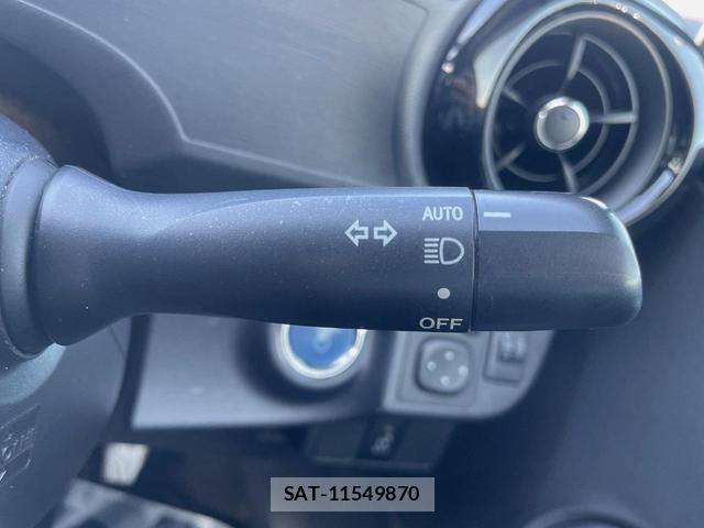 Toyota AQUA 2015-07 8545619-6