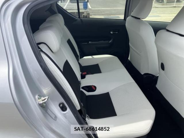 Toyota AQUA 2019-05 8545717-4