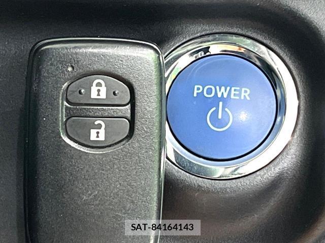 Toyota AQUA 2015-03 8545805-6