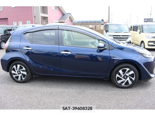 Toyota AQUA 2019-07 8545955-14