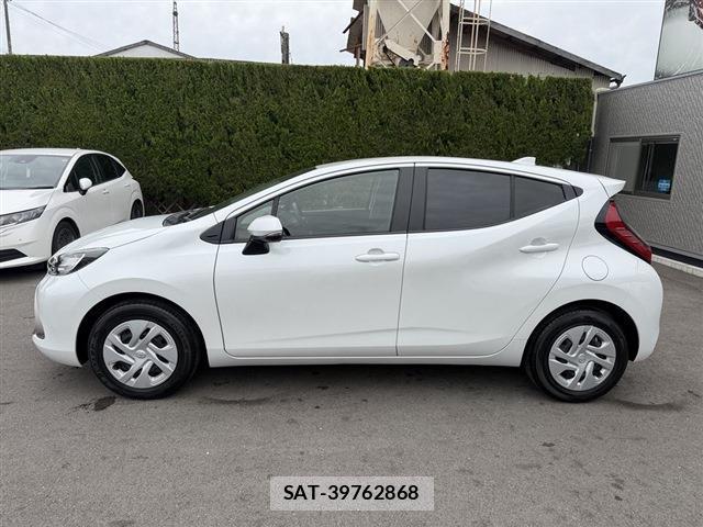 Toyota AQUA 2024-07 8546048-2