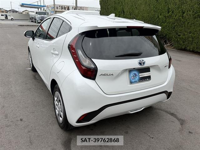Toyota AQUA 2024-07 8546048-9