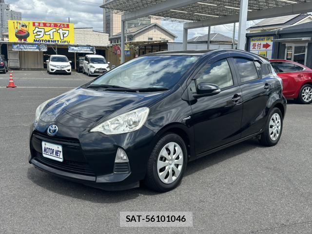 Toyota AQUA 2013-11 8546076-0