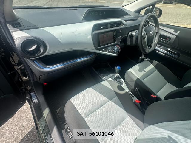 Toyota AQUA 2013-11 8546076-14