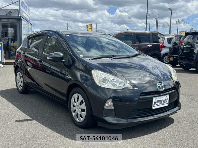Toyota AQUA 2013-11 8546076-9