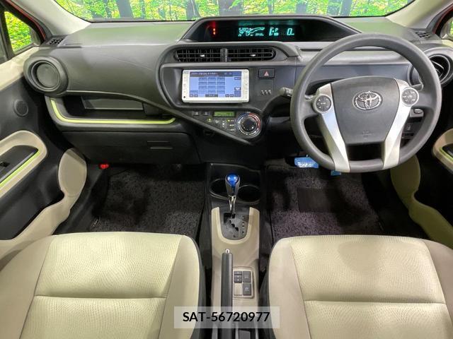 Toyota AQUA 2013-06 8546390-1