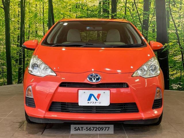 Toyota AQUA 2013-06 8546390-13