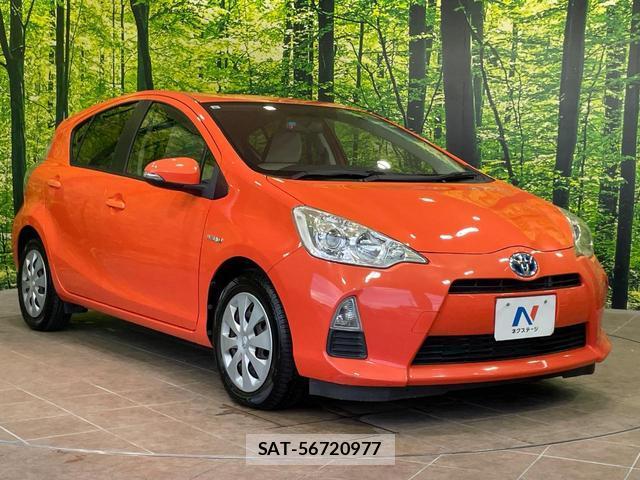 Toyota AQUA 2013-06 8546390-15