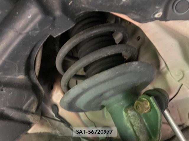 Toyota AQUA 2013-06 8546390-19