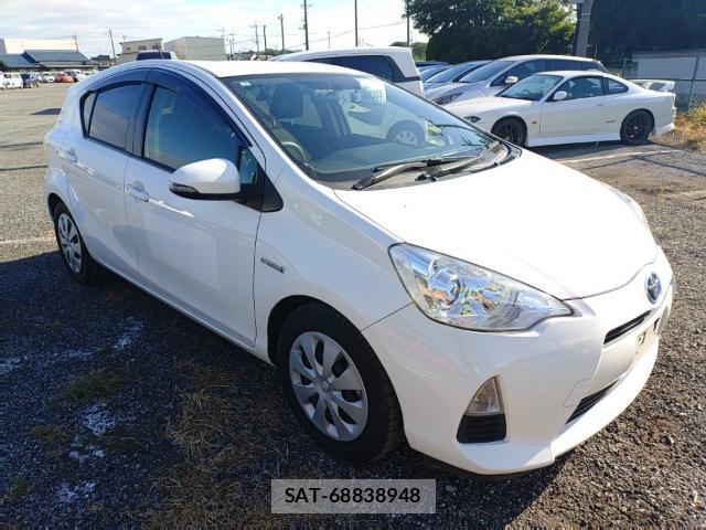 Toyota AQUA 2013-07 8546523-3
