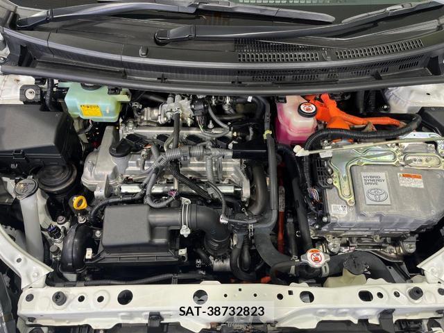 Toyota AQUA 2017-09 8546652-17