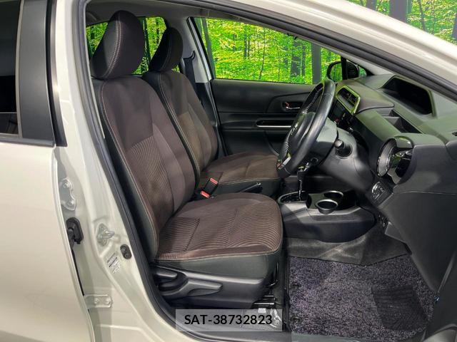 Toyota AQUA 2017-09 8546652-7