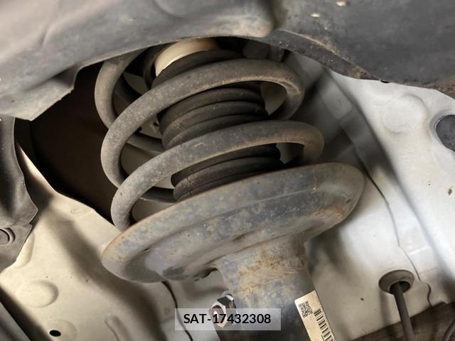 Toyota AQUA 2013-08 8546700-19