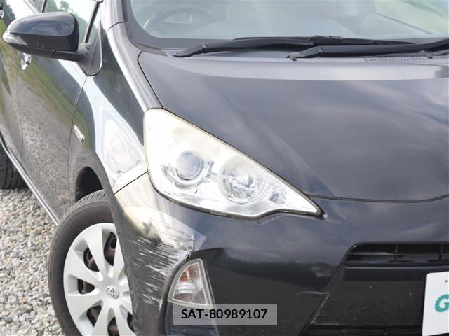 Toyota AQUA 2013-09 8546774-10
