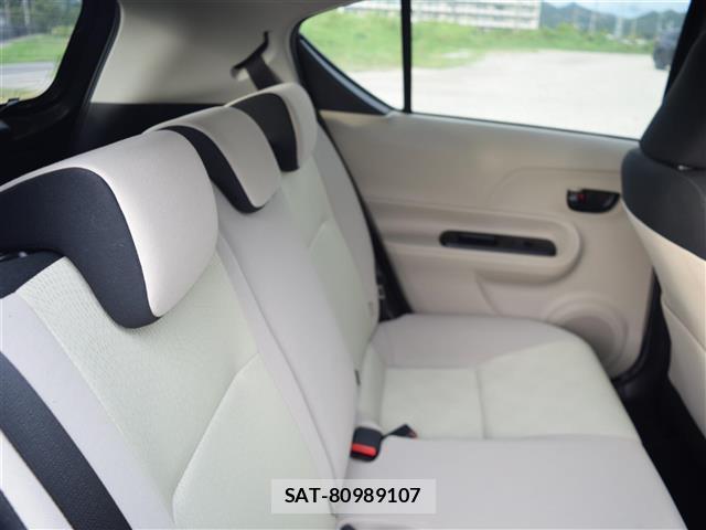 Toyota AQUA 2013-09 8546774-3