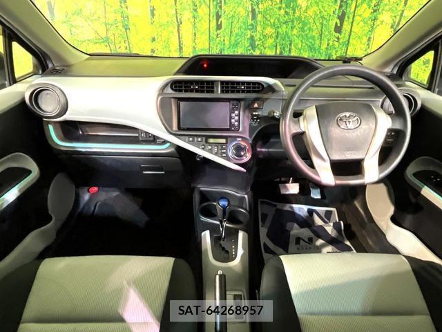 Toyota AQUA 2012-03 8546841-1