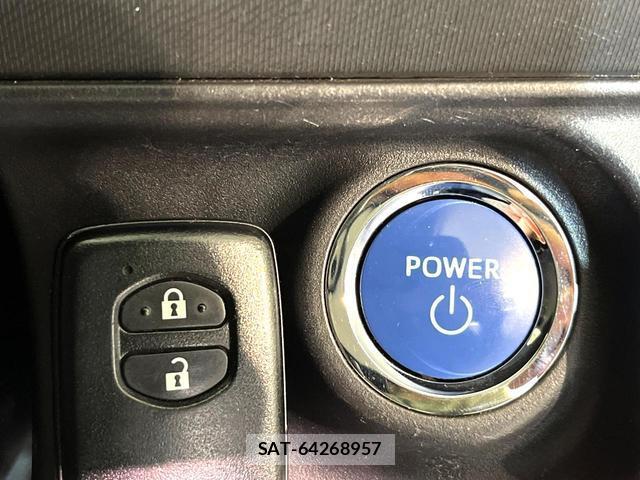 Toyota AQUA 2012-03 8546841-6