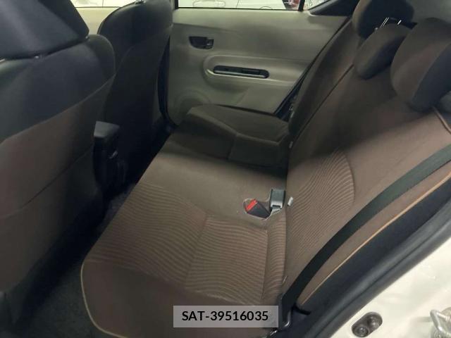 Toyota AQUA 2013-06 8547083-6