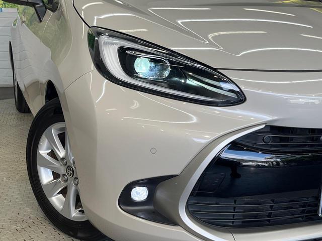 Toyota AQUA 2022-06 8547363-12