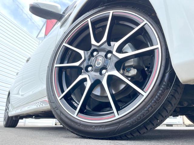 Toyota AQUA 2016-03 8547453-13