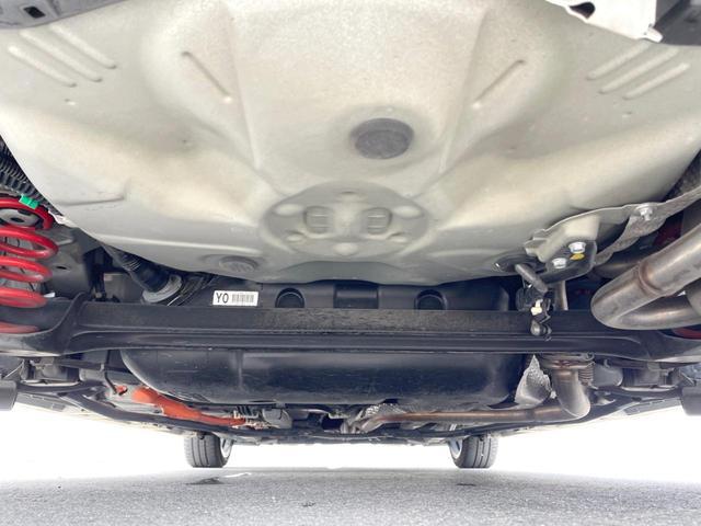 Toyota AQUA 2016-03 8547453-18