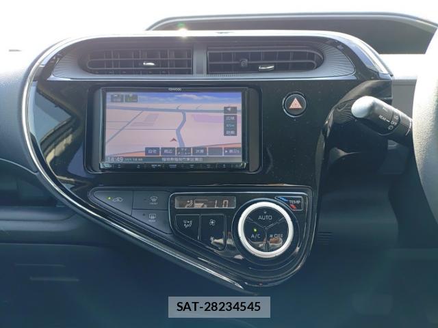 Toyota AQUA 2017-08 8547503-10