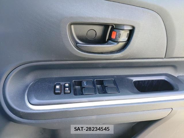 Toyota AQUA 2017-08 8547503-13