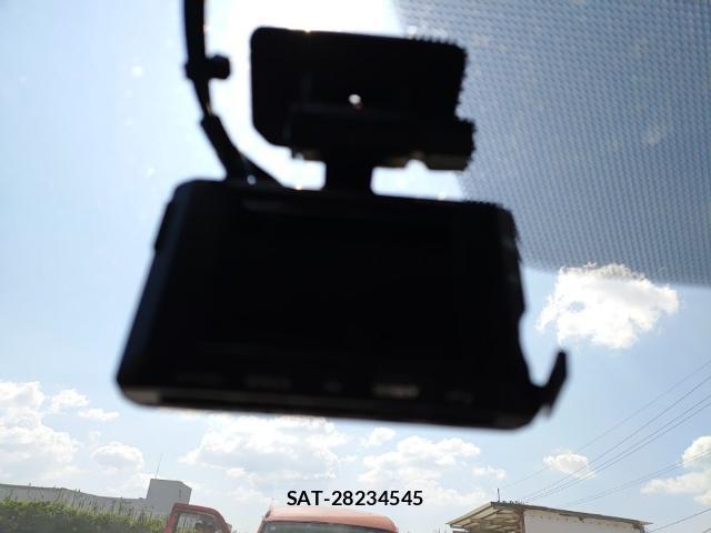 Toyota AQUA 2017-08 8547503-16