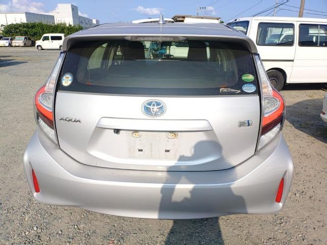 Toyota AQUA 2021-08 8547523-1