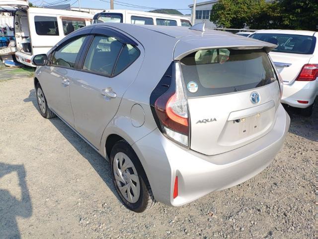 Toyota AQUA 2021-08 8547523-5