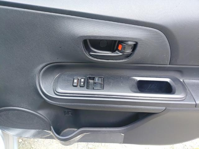 Toyota AQUA 2021-08 8547526-13