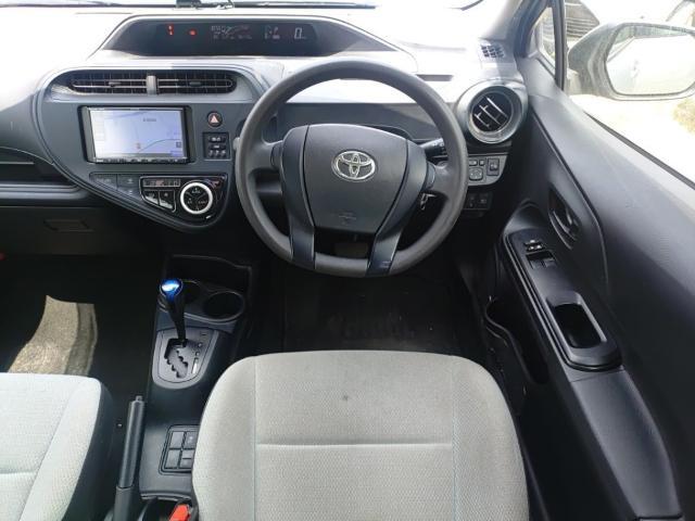 Toyota AQUA 2021-08 8547526-2