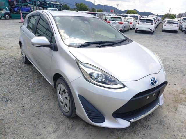 Toyota AQUA 2021-08 8547527-3