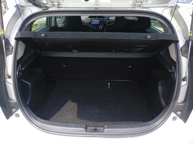 Toyota AQUA 2021-08 8547527-7
